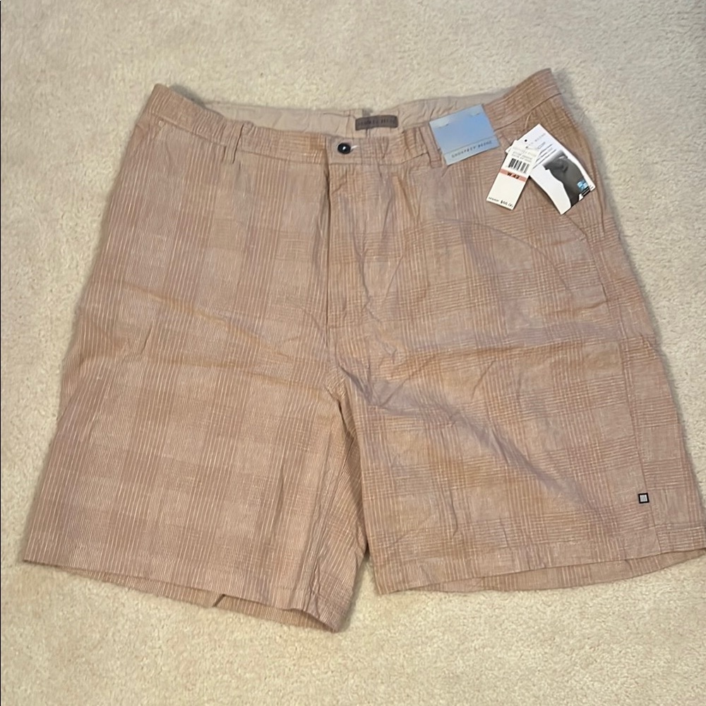 Geoffrey Beene Tan Flat Front Shorts